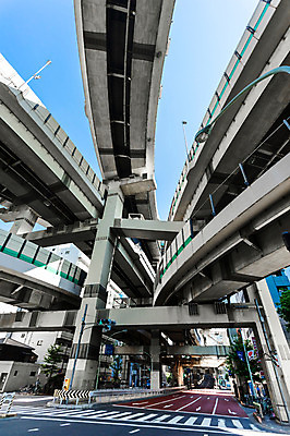 포토 JPG 주간 해외풍경 해외 건축물 도로 로우앵글 풍경 사람없음 야외 일본 도시 고속도로 횡단보도 도쿄 가교 국내포토 자연요소 건축 아시아 길 뷰포인트 교통시설 보행로 파일형식