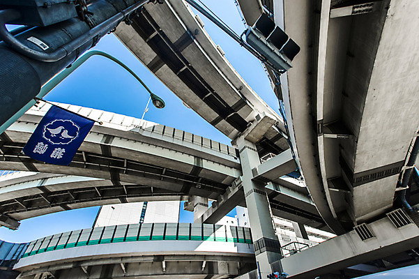 포토 JPG 주간 해외풍경 해외 건축물 도로 로우앵글 가로등 풍경 사람없음 야외 일본 도시 고속도로 도쿄 신호등 가교 국내포토 자연요소 공공시설 건축 아시아 길 뷰포인트 교통시설 파일형식