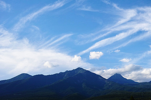 포토 JPG 주간 구름 하늘 산 사람없음 야외 국내포토 자연요소 파일형식