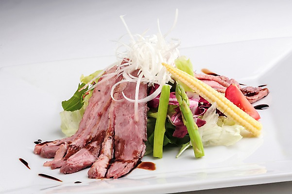 포토 JPG 접시 음식 채소 실내 육류 요리 사람없음 샐러드 아스파라거스 일본음식 국내포토 식기 식재료 내부 파일형식