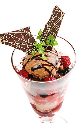 포토 JPG 음식 아이스크림 디저트 실내 사람없음 초콜릿 파르페 베리 초코시럽 국내포토 과일 내부 시럽 파일형식