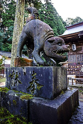 포토 JPG 주간 식물 동물 건축물 이끼 풍경 사람없음 야외 일본 석상 국내포토 자연요소 건축 아시아 파일형식