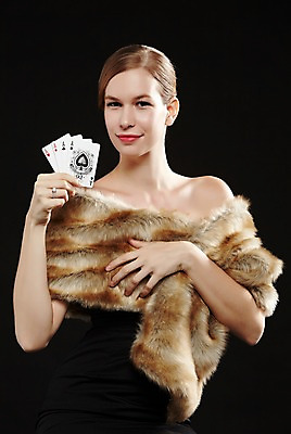 포토 JPG 스튜디오촬영 서양인 외국인 백인 해외기획촬영 원피스 여자 2013년태국 컬러 모션 실내 한명 서기 미소 들기 사람 상반신 20대 성인 앞모습 검은색 펼침 게임 트럼프 고급 도박 모피 카지노 딜러 여자만 여자한명만 성인여자만 청년만 청년여자만 성인한명만 청년여자한명만 성인여자한명만 성인만 국내포토 1 옷 뷰포인트 컨셉 놀이 표정 인종 청년 내부 놀이용품 파일형식