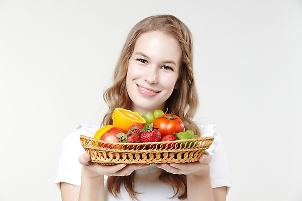 포토 JPG 스튜디오촬영 서양인 외국인 백인 해외기획촬영 긴머리 웰빙 여자 2013년태국 토마토 오렌지 과일 모션 자연 딸기 포도 실내 한명 서기 미소 들기 사람 상반신 20대 성인 앞모습 캐주얼 바구니 사과 과일바구니 여자만 여자한명만 성인여자만 청년만 청년여자만 성인한명만 청년여자한명만 성인여자한명만 성인만 국내포토 1 헤어스타일 옷 뷰포인트 채소 표정 인종 청년 내부 생태계 파일형식
