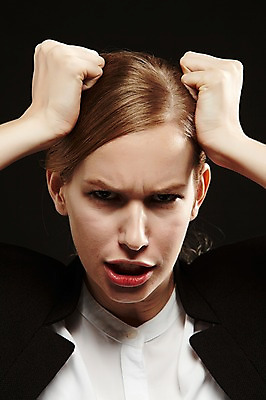 포토 JPG 스튜디오촬영 서양인 외국인 백인 해외기획촬영 여자 2013년태국 비즈니스 모션 스트레스 실내 한명 사람 정장 손짓 상반신 20대 성인 앞모습 손들기 외침 고통 분노 짜증 비즈니스우먼 찡그림 불안 괴로움 불쾌함 여자만 여자한명만 성인여자만 청년만 청년여자만 성인한명만 청년여자한명만 성인여자한명만 성인만 국내포토 1 옷 감정 뷰포인트 표정 인종 청년 내부 소리 직장인 파일형식