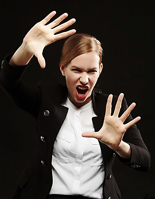 포토 JPG 스튜디오촬영 서양인 외국인 백인 해외기획촬영 여자 2013년태국 컬러 비즈니스 모션 스트레스 실내 한명 사람 정장 손짓 상반신 20대 성인 앞모습 검은색 분노 짜증 비즈니스우먼 찡그림 거절 불안 불쾌함 여자만 여자한명만 성인여자만 청년만 청년여자만 성인한명만 청년여자한명만 성인여자한명만 성인만 국내포토 1 옷 감정 뷰포인트 컨셉 표정 인종 청년 내부 직장인 파일형식