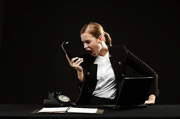 포토 JPG 스튜디오촬영 서양인 외국인 백인 해외기획촬영 여자 2013년태국 컬러 비즈니스 모션 스트레스 실내 한명 들기 사람 앉기 정장 상반신 20대 성인 앞모습 노트북 검은색 외침 분노 짜증 비즈니스우먼 불안 수화기 문서 불쾌함 여자만 여자한명만 성인여자만 청년만 청년여자만 성인한명만 청년여자한명만 성인여자한명만 성인만 국내포토 1 옷 감정 뷰포인트 인종 청년 내부 전자제품 소리 직장인 전화기 파일형식