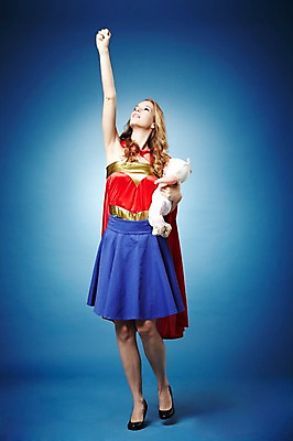 포토 JPG 스튜디오촬영 전신 서양인 외국인 백인 해외기획촬영 여자 2013년태국 포즈 안기 모션 엄마 실내 한명 서기 사람 20대 성인 앞모습 자신감 목표 망토 주부 열정 원더우먼 아기인형 손뻗기 여자만 여자한명만 성인여자만 청년만 청년여자만 성인한명만 청년여자한명만 성인여자한명만 성인만 국내포토 1 감정 인형 뷰포인트 컨셉 가족 인종 청년 내부 영웅 파일형식