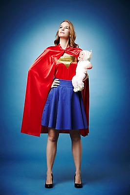 포토 JPG 스튜디오촬영 전신 서양인 외국인 백인 해외기획촬영 응시 여자 2013년태국 허리손 포즈 안기 모션 엄마 실내 한명 서기 사람 20대 성인 앞모습 육아 자신감 목표 망토 주부 열정 원더우먼 아기인형 여자만 여자한명만 성인여자만 청년만 청년여자만 성인한명만 청년여자한명만 성인여자한명만 성인만 국내포토 1 시선 감정 인형 뷰포인트 컨셉 가족 인종 청년 내부 영웅 파일형식