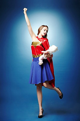 포토 JPG 스튜디오촬영 전신 서양인 외국인 백인 해외기획촬영 응시 여자 2013년태국 포즈 안기 모션 엄마 실내 한명 서기 사람 20대 성인 앞모습 주먹 육아 자신감 목표 망토 주부 열정 원더우먼 아기인형 손뻗기 다리들기 여자만 여자한명만 성인여자만 청년만 청년여자만 성인한명만 청년여자한명만 성인여자한명만 성인만 국내포토 1 시선 감정 인형 뷰포인트 컨셉 가족 인종 청년 내부 영웅 파일형식