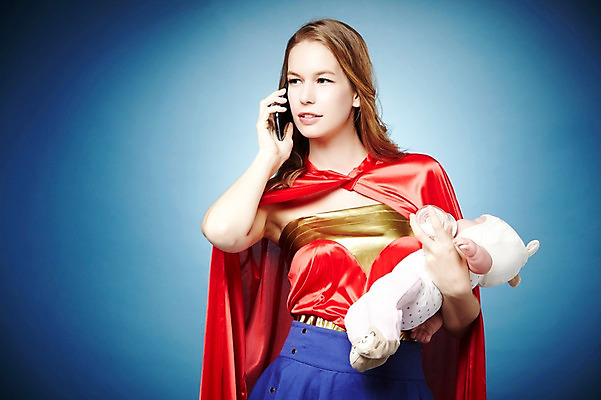 포토 JPG 스튜디오촬영 서양인 외국인 백인 해외기획촬영 여자 2013년태국 포즈 안기 모션 엄마 실내 한명 서기 사람 상반신 20대 성인 앞모습 스마트폰 육아 자신감 젖병 목표 망토 먹여주기 주부 열정 원더우먼 아기인형 여자만 여자한명만 성인여자만 청년만 청년여자만 성인한명만 청년여자한명만 성인여자한명만 성인만 국내포토 1 감정 인형 뷰포인트 컨셉 가족 인종 청년 내부 핸드폰 스마트기기 아기용품 먹기 영웅 파일형식