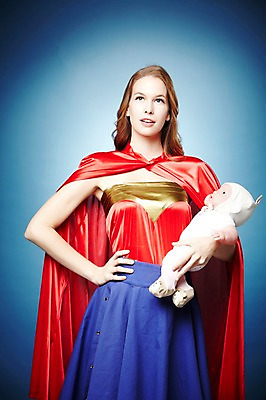 포토 JPG 스튜디오촬영 서양인 외국인 백인 해외기획촬영 응시 여자 2013년태국 허리손 포즈 안기 모션 엄마 실내 한명 서기 사람 상반신 20대 성인 앞모습 육아 자신감 목표 망토 주부 열정 원더우먼 아기인형 여자만 여자한명만 성인여자만 청년만 청년여자만 성인한명만 청년여자한명만 성인여자한명만 성인만 국내포토 1 시선 감정 인형 뷰포인트 컨셉 가족 인종 청년 내부 영웅 파일형식