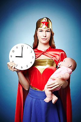 포토 JPG 스튜디오촬영 서양인 외국인 백인 해외기획촬영 여자 2013년태국 포즈 안기 모션 엄마 실내 한명 서기 미소 들기 사람 상반신 20대 성인 앞모습 육아 자신감 목표 망토 벽시계 주부 열정 원더우먼 아기인형 9시 여자만 여자한명만 성인여자만 청년만 청년여자만 성인한명만 청년여자한명만 성인여자한명만 성인만 국내포토 1 감정 인형 뷰포인트 시계 컨셉 가족 표정 인종 청년 내부 시간 영웅 파일형식