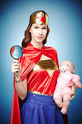 포토 JPG 스튜디오촬영 서양인 외국인 백인 해외기획촬영 여자 2013년태국 포즈 안기 모션 엄마 돋보기 실내 한명 서기 미소 들기 사람 상반신 20대 성인 앞모습 자신감 목표 망토 주부 열정 원더우먼 아기인형 여자만 여자한명만 성인여자만 청년만 청년여자만 성인한명만 청년여자한명만 성인여자한명만 성인만 국내포토 1 감정 인형 뷰포인트 컨셉 가족 표정 인종 청년 내부 영웅 파일형식