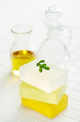 포토 JPG 스튜디오촬영 생활용품 유리병 실내 사람없음 위생용품 뷰티 욕실 오일 타일 오브젝트 비누 국내포토 음식 병_용기 내부 화장품 파일형식