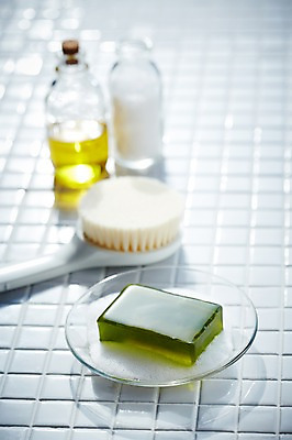 포토 JPG 스튜디오촬영 생활용품 실내 사람없음 아웃포커스 위생용품 뷰티 거품 욕실 오일 병 타일 오브젝트 비누 샤워솔 국내포토 식기 음식 촬영기법 내부 화장품 송 파일형식