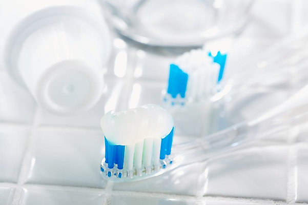 포토 JPG 스튜디오촬영 생활용품 잔 실내 사람없음 아웃포커스 위생용품 뷰티 욕실 칫솔 타일 오브젝트 치약 국내포토 식기 촬영기법 내부 파일형식