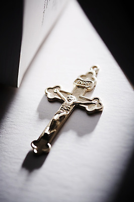 포토 JPG 스튜디오촬영 종교 백그라운드 십자가 종교용품 근접촬영 사람없음 성경 천주교 예수 하나님 오브젝트 천주교용품 성물 국내포토 뷰포인트 실내 신_종교 파일형식