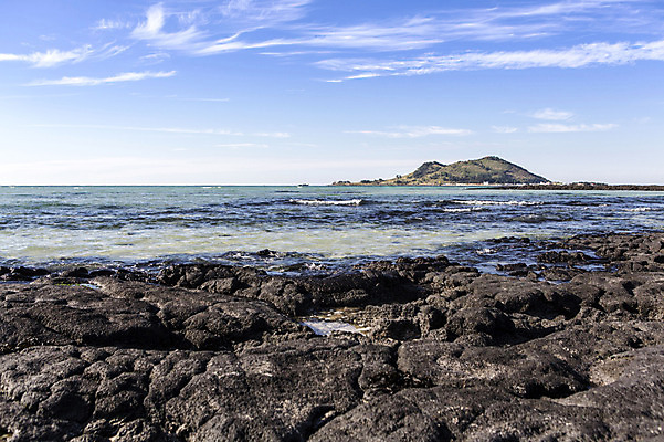 포토 JPG 주간 바다 섬 여행 한국 풍경 사람없음 야외 제주도 돌_바위 바위 해수욕장 국내포토 자연요소 아시아 파일형식