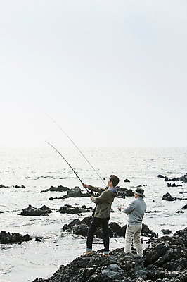 포토 JPG 주간 전신 남자 행복 아들 50대 여행 가족 낚시 한국 함께함 서기 들기 사람 성인 취미 해변 야외 두명 뒷모습 30대 부모 제주도 한국인 돌_바위 자녀 아빠 낚싯대 즐거움 부자지간 성인남자만 국내포토 자연요소 감정 아시아 바다 뷰포인트 중년 컨셉 관계 모션 레저 동양인 장년 낚시용품 남자만 성인만 파일형식