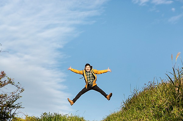 포토 JPG 주간 전신 남자 아들 여행 팔벌리기 한국 한명 사람 손짓 20대 성인 취미 야외 앞모습 달리기 제주도 등산 한국인 자녀 정상 등산복 즐거움 상쾌 남자한명만 성인남자만 청년만 청년남자만 청년남자한명만 성인한명만 성인남자한명만 국내포토 자연요소 1 옷 감정 아시아 뷰포인트 가족 모션 동양인 청년 트래킹 남자만 성인만 파일형식