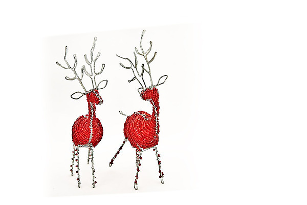 포토 JPG 해외이미지 동물 크리스마스 휴가 사람없음 빨간색 구슬 흰배경 철사 고립 순록 핸드메이드 해외202004 해외포토 기념일 컬러 백그라운드 흰색 파일형식 이미지허브