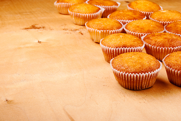 포토 JPG 해외이미지 백그라운드 사람없음 갈색 달콤 컵케이크 해외202004 해외포토 컬러 케이크 맛 파일형식 이미지허브