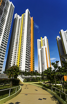 포토 JPG 해외이미지 외관 공원 길 건축양식 하늘 부동산 새로움 안내 아파트 주택 사람없음 건물 세로 초록색 파란색 컬러풀 정원 고층빌딩 블록 활발 도시 재산 큼 상승 콘도 지역 타운 리빙 이웃 싱가폴 대여 개발 많음 해외202004 해외포토 건축물 공공시설 건축 아시아 컬러 컨셉 숙소 빌딩 금융 크기 파일형식 이미지허브