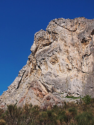 포토 JPG 해외이미지 나무 식물 구름 계절 물결 파도 자연 하늘 표면 산 풍경 사람없음 초록색 여름 파란색 바위 시골 그림 상록수 침엽수 우크라이나 향나무 해외202004 해외포토 자연요소 유럽 바다 컬러 돌_바위 생태계 파일형식 이미지허브