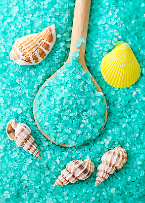 포토 JPG 해외이미지 사람없음 초록색 숟가락 스파 조개껍데기 소라 스파용품 입욕소금 해외202004 해외포토 컬러 조개 어패류 수저 미용용품 오브젝트 소금 파일형식 이미지허브