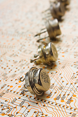 포토 JPG 해외이미지 사람없음 컴퓨터 도구 라디오 순환 전자 해외202004 해외포토 모션 전자제품 파일형식 이미지허브