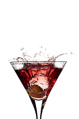 포토 JPG 해외이미지 사람없음 빨간색 칵테일 액체 액체표현 빠짐 레드마티니 마티니 스플래쉬 해외202004 해외포토 컬러 주류 순간포착 파일형식 이미지허브