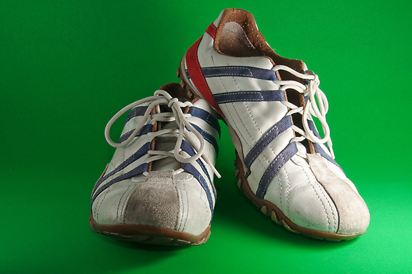 포토 JPG 해외이미지 신발 사람없음 초록색 유행 이탈리아 테니스 고립 해외202004 해외포토 유럽 컬러 구기 파일형식 이미지허브