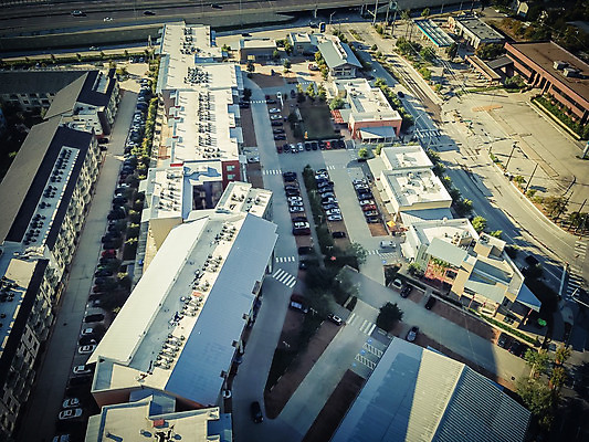 포토 JPG 해외이미지 산업 도로 교통시설 자동차 하늘 벽돌 거리 아파트 주택 안테나 사람없음 야외 건물 금융 도시풍경 고층빌딩 수영 미국 블록 장비 도시 재산 도심 주차 창고 투자 콘도 지역 커뮤니티 스카이라인 이웃 대출 드론 줄서기 콘크리트 텍사스 많음 해외202004 해외포토 건축물 길 육상교통 교통 컨셉 북아메리카 비즈니스 통신 모션 숙소 풍경 빌딩 경제 수상스포츠 시설 파일형식 이미지허브