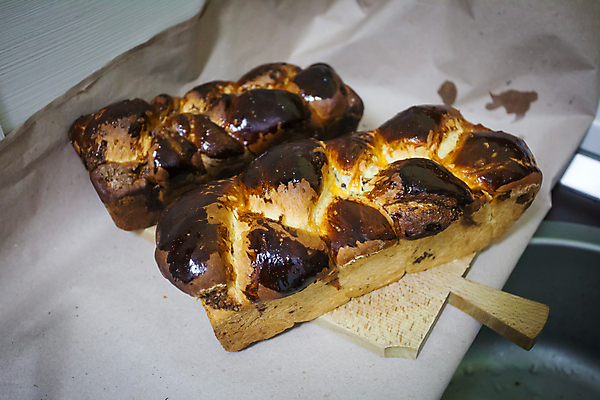 포토 JPG 해외이미지 전통 계절 음식 빵 백그라운드 크리스마스 휴가 디저트 부활절 건강 사람없음 갈색 쿠키 케이크 초콜릿 기쁨 빵집 껍질 축하 신선 달콤 맛 아침식사 설탕 밀 굽기 반죽 밀가루 루마니아 덩어리 시나몬 엮은 페스츄리 핸드메이드 해외202004 해외포토 기념일 감정 유럽 컬러 컨셉 곡류 상점 식사 가루 구이 파일형식 이미지허브