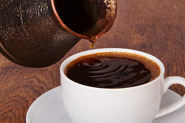 포토 JPG 해외이미지 손 커피 음료 음식 백그라운드 아침 콩 따뜻함 사람없음 컵 농작물 갈색 식당 검은색 어둠 카페 흐름 머그컵 흰색 신선 뜨거움 도자기 액체 붓기 맛 아침식사 냄비 수증기 굽기 가득함 컵받침 오브젝트 상쾌 아로마 향 에스프레소 내추럴 고립 단절 모카 아랍어 카페인 해외202004 해외포토 주간 식기 감정 컬러 컨셉 농업 모션 곡류 신체부위 상점 식사 솥 구이 받침대 파일형식 이미지허브