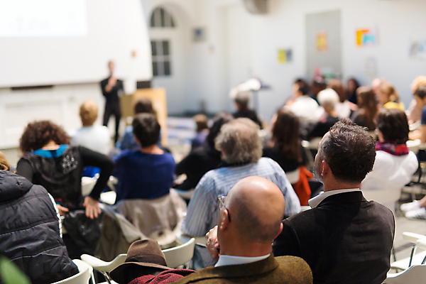 포토 JPG 해외이미지 직업 학생 여자 교육 비즈니스 사업가 학교 회의 수업 설명 사람 이벤트 사람없음 스터디 강사 듣기 모임 비즈니스우먼 발표 가르침 그룹 작업실 토론 강의 강당 경영자 대학교 일반 세미나 주목 해외202004 해외포토 모션 학습 직장인 리더 파일형식 이미지허브