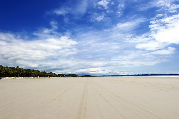 포토 JPG 해외이미지 나무 식물 구름 모래 파도 바다 자연 하늘 아침 바람 날씨 풍경 사람없음 야외 초록색 물 여름 파란색 어둠 젖음 에너지 위험 라틴아메리카 장면 폭풍 에콰도르 내추럴 나쁜 고립 수평선 해외202004 해외포토 주간 자연요소 계절 컬러 컨셉 아메리카 남아메리카 생태계 파일형식 이미지허브