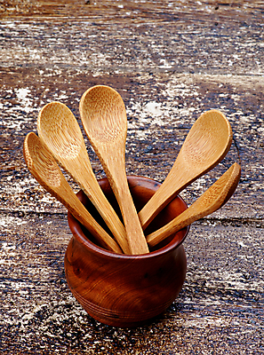 포토 JPG 해외이미지 컨셉 주방용품 사람없음 목재 갈색 노란색 쌓기 숟가락 장비 회색 시골 그룹 배열 작업도구 나무숟가락 흙더미 고립 옛날 정물화 해외202004 해외포토 나무 컬러 생활용품 재료 모션 수저 흙 도구 그림 파일형식 더미 이미지허브