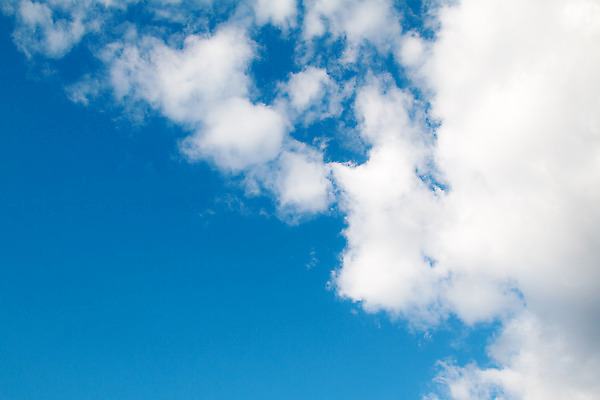 포토 JPG 해외이미지 구름 계절 하늘색 백그라운드 자연 하늘 날씨 풍경 사람없음 야외 여름 파란색 빛 햇빛 우주 맑음 봄 흰색 분위기 수분 천국 흐림 해외202004 해외포토 자연요소 컬러 컨셉 태양 생태계 파일형식 이미지허브