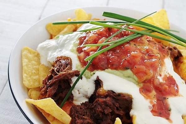 포토 JPG 해외이미지 접시 음식 육류 옥수수 사람없음 저녁식사 사발 바비큐 점심식사 과카몰리 뷔페 살사댄스 해외202004 해외포토 식기 식재료 곡류 식사 춤 사기그릇 소스_음식 파일형식 이미지허브