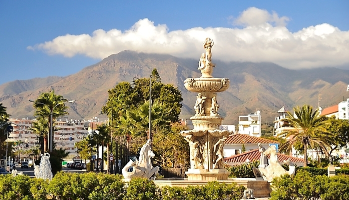 포토 JPG 해외이미지 유럽 바다 여행 건축양식 파노라마 풍경 사람없음 물 여름 파란색 탑 도시 역사 스페인 재산 지중해 분수 샤워실 스페인어 안달루시아 해외202004 해외포토 자연요소 건축물 계절 건축 나라 컬러 촬영기법 금융 샤워시설 파일형식 이미지허브