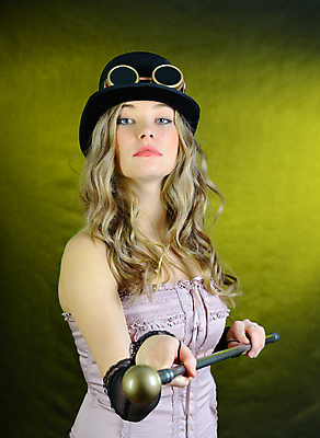 포토 JPG 해외이미지 백인 1 라이프스타일 응시 여자 안경 지팡이 고글 실내 한명 사람 20대 성인 금발 노란색 표현 좌절 경계 슛 개성 문제 길이 구식 사춘기 어려움 회복 해외202004 해외포토 서양인 헤어스타일 시선 잡화 감정 컬러 컨셉 청년 내부 생활 파일형식 이미지허브