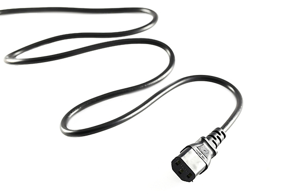 포토 JPG 해외이미지 유럽 백그라운드 2 새로움 사람없음 컴퓨터 검은색 힘 장비 에너지 흰색 공구 플러그 코드 확대 연결 플라스틱 오브젝트 철사 볼트 고립 전압 표준 현재 공급 해외202004 해외포토 나라 컬러 컨셉 재질 전자제품 도구 파일형식 이미지허브