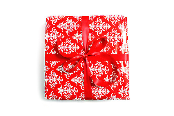 포토 JPG 해외이미지 계절 리본 종이 크리스마스 겨울 포장 공 유리 휴가 기념 선물 사람없음 장식 빨간색 상자 파티 놀람 기쁨 덮개 흰색 축하 인사 생일 황금 고급 은색 12월 오브젝트 주기 광택 짐싸기 고립 섬광 많음 해외202004 해외포토 기념일 감정 컬러 컨셉 모션 재질 표정 이벤트 뚜껑 예절 날짜 파일형식 이미지허브