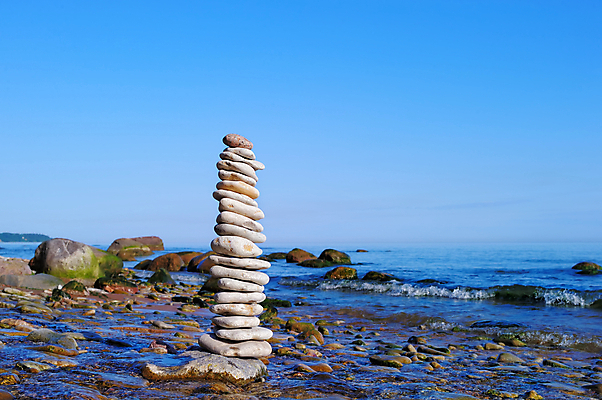 포토 JPG 해외이미지 선 바다 컨셉 곡선 자연 하늘 사람없음 쌓기 조약돌 바위 정상 심볼 명상 흙더미 평형 해외202004 해외포토 모션 수영 흙 돌_바위 생태계 파일형식 더미 이미지허브
