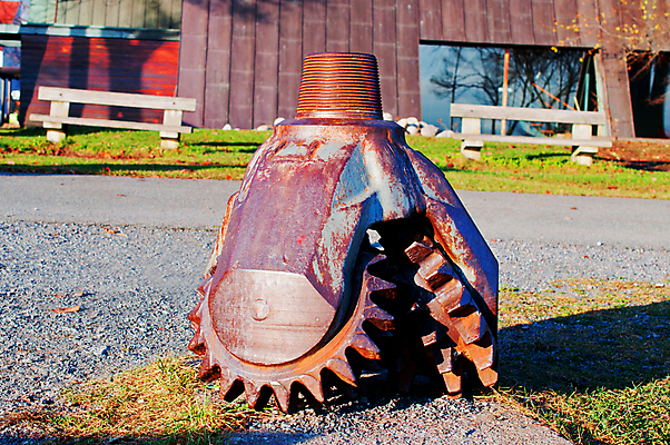 포토 JPG 해외이미지 산업 십자가 사람없음 탐험 기구 공구 구멍 치아 휘발유 석유 자르기 지루함 연료 가스 원뿔 단상 토막 게이지 되감기 송곳 조작 철강 커터 텅스텐 해외202004 해외포토 도형 감정 모션 도구 소화기관 원소 파일형식 이미지허브