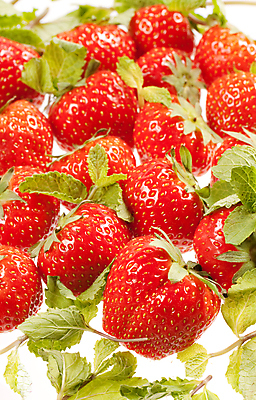 포토 JPG 해외이미지 열매 음식 잎 다이어트 과일 자연 딸기 디저트 건강 씨앗 사람없음 빨간색 초록색 빛 신선 달콤 먹기 오브젝트 유기농 숙성 해외202004 해외포토 식물 웰빙 컬러 모션 맛 생태계 파일형식 이미지허브