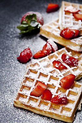 포토 JPG 해외이미지 조각 딸기 사람없음 와플 슈가파우더 해외포토 과일 디저트 파일형식 이미지허브