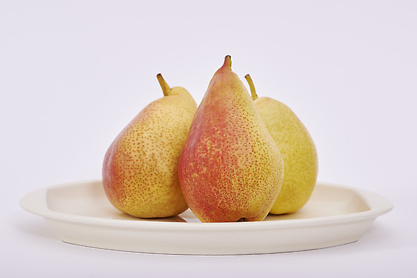 포토 JPG 해외이미지 음식 백그라운드 과일 건강 사람없음 빨간색 여름 컬러풀 노란색 흰색 신선 그룹 달콤 맛 오브젝트 날것 고립 숙성 채식주의자 해외202004 해외포토 계절 컬러 컨셉 채식 파일형식 이미지허브